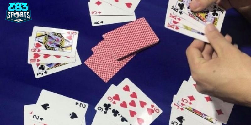 Cách đánh bài và lượt đi trong tiến lên 383sports