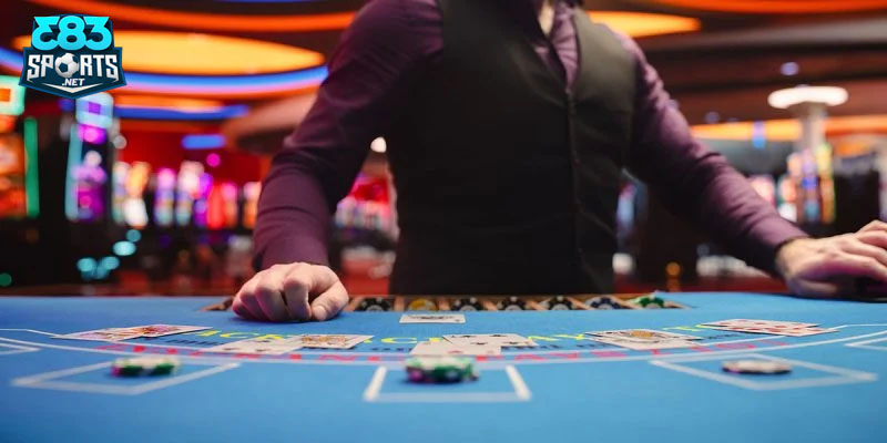 Dealer là gì? Vai trò của dealer trong các trò chơi sòng bạc